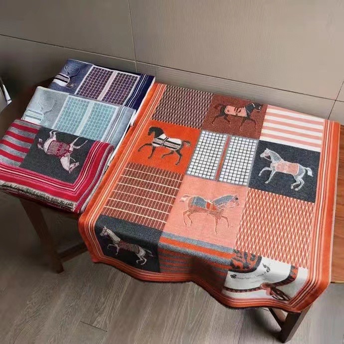 Hermes scarf  E111025